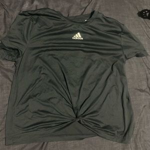 Adidas top